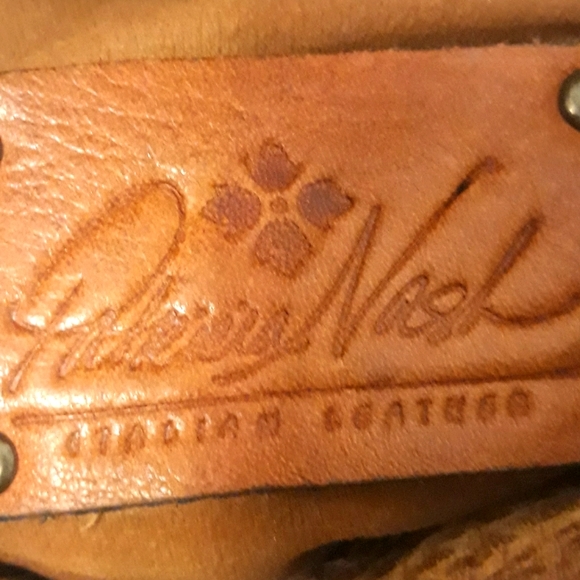 Patricia Nash Italian Leather Crossbody - Picture 9 of 15